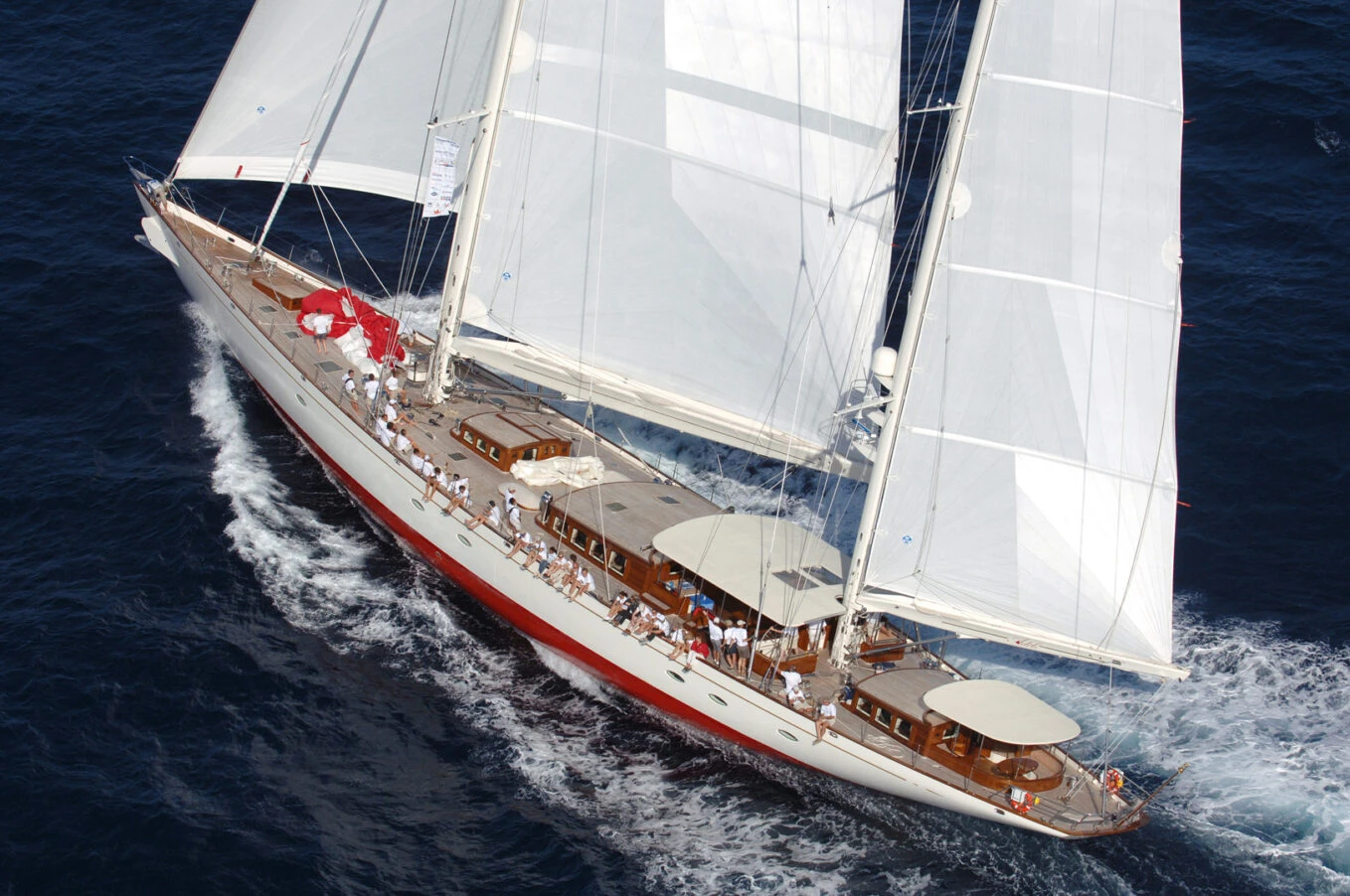 adele sailing yacht price